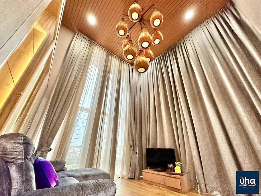 Crystal Glass House . Tmn Pelangi @ Near Ciq Βίλα Τζόχορ Μπάχρου Μαλαισία