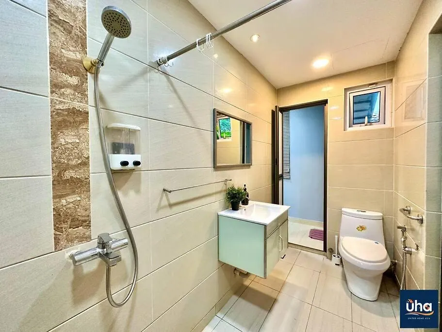 Crystal Glass House . Tmn Pelangi @ Near Ciq Βίλα Τζόχορ Μπάχρου Μαλαισία