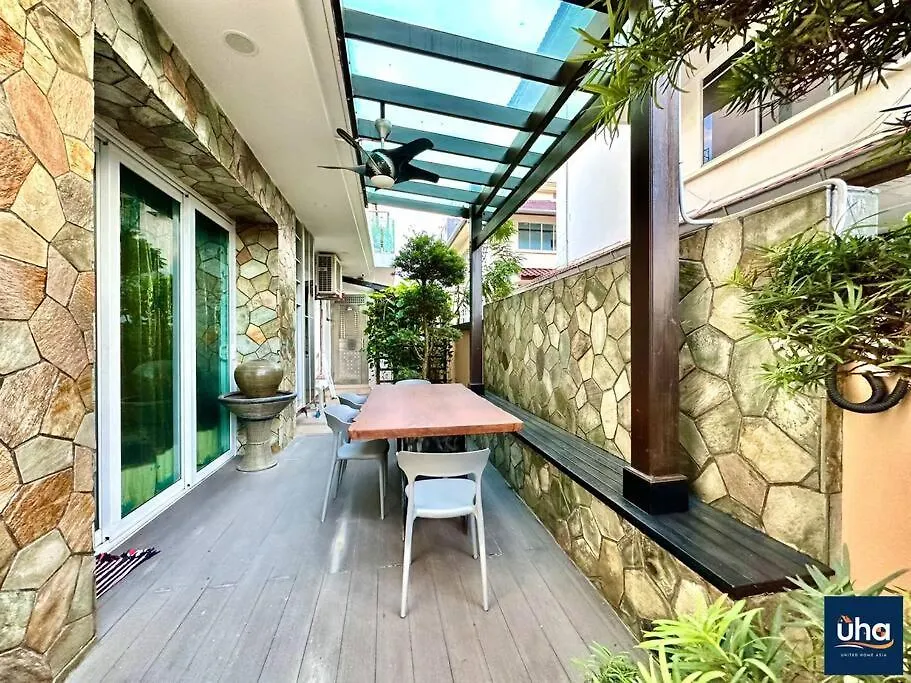 Crystal Glass House . Tmn Pelangi @ Near Ciq Βίλα Τζόχορ Μπάχρου Μαλαισία